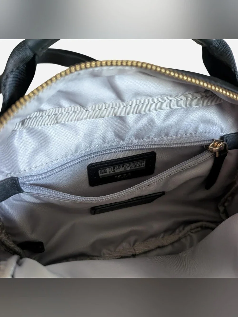 TUMI Voyageur Crossbody Bag Purse Black Nylon with leather trim